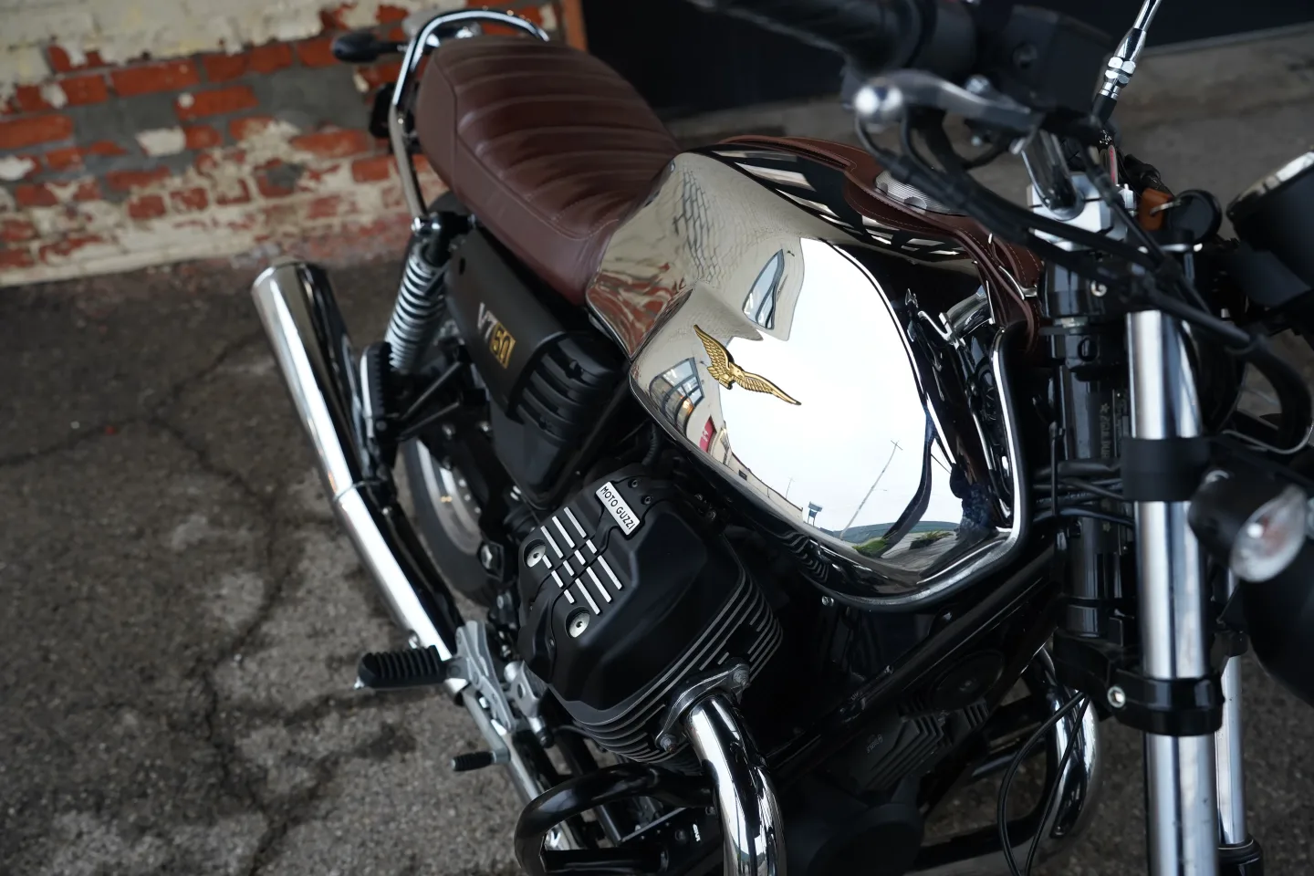 DSC03659 2017 Moto Guzzi V7 III - Anniversario