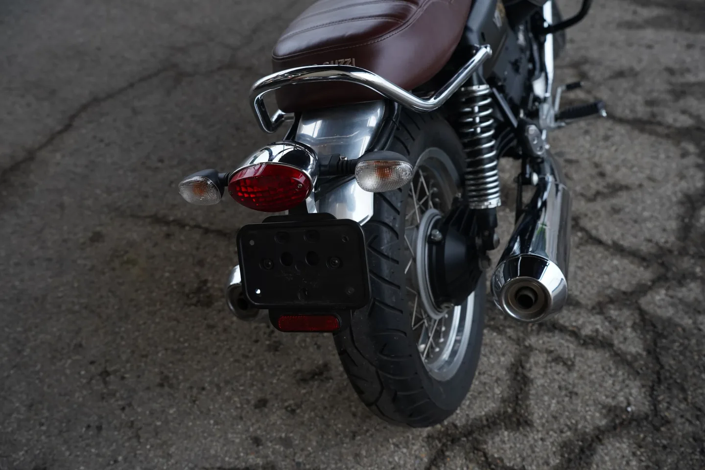 DSC03666 2017 Moto Guzzi V7 III - Anniversario