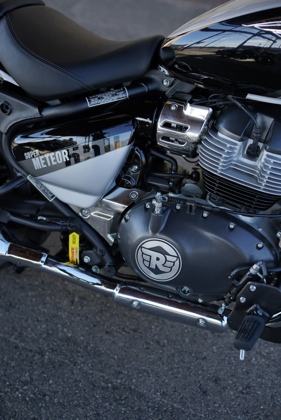 2024 Royal Enfield Super Meteor 650 - Interstellar Grey