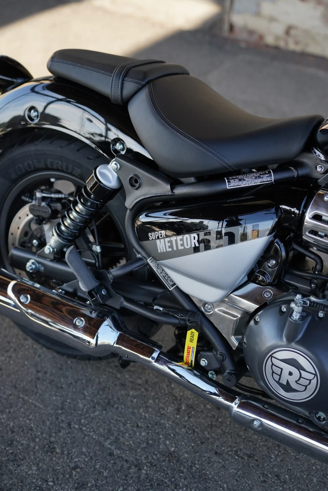 2024 Royal Enfield Super Meteor 650 - Interstellar Grey