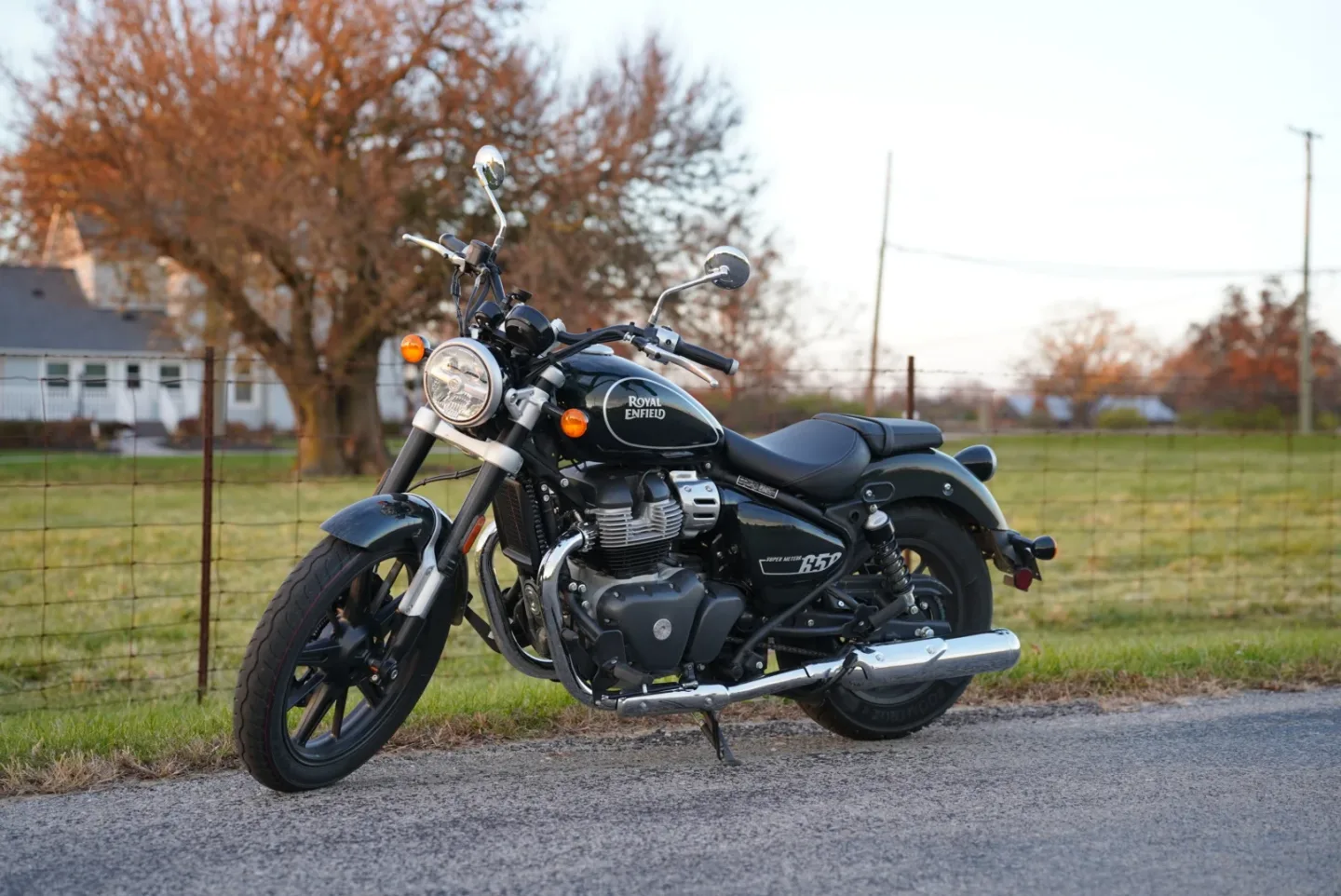 2024 Royal Enfield Super Meteor 650 - Astral Green