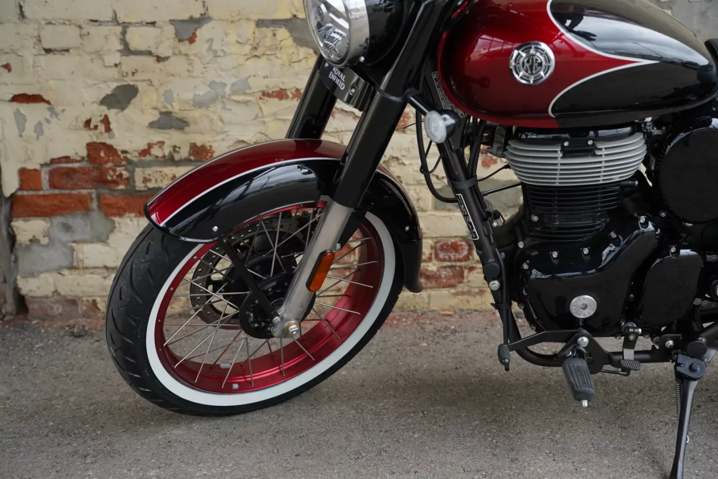 2026 Royal Enfield Goan 350 - Rave Red