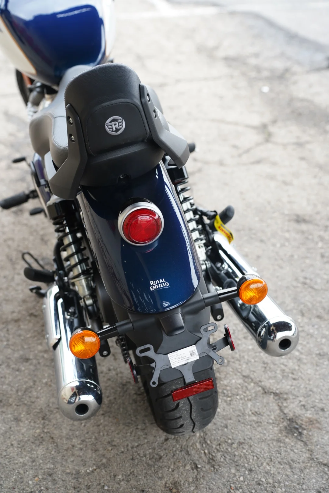 DSC04968 2026 Royal Enfield Super Meteor 650 - Celestial Blue