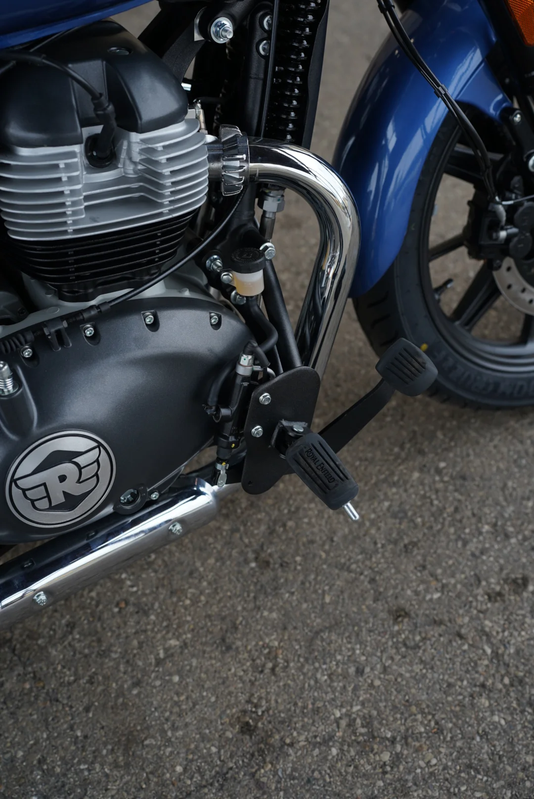 DSC05263 2024 Royal Enfield Super Meteor 650 - Astral Blue