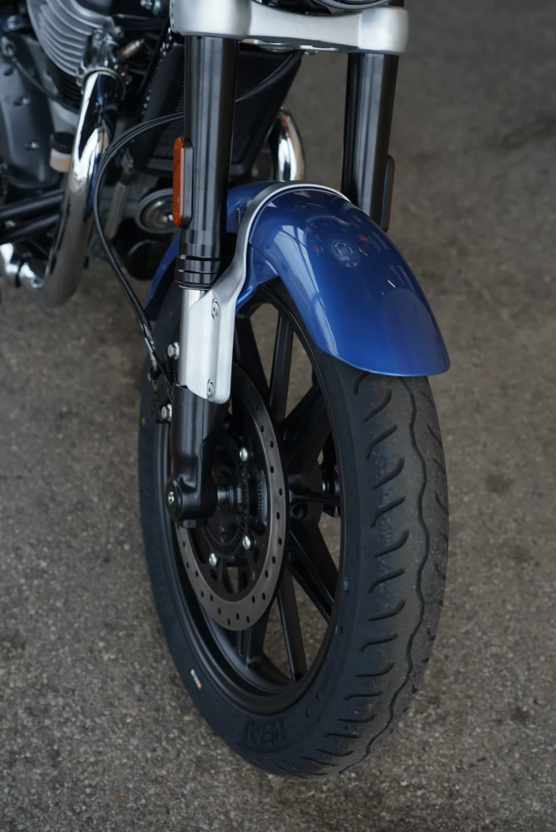 DSC05265 2024 Royal Enfield Super Meteor 650 - Astral Blue