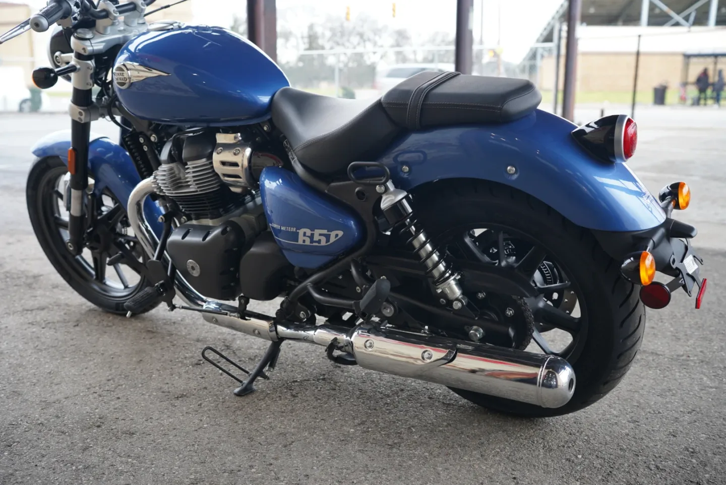 DSC05282 2024 Royal Enfield Super Meteor 650 - Astral Blue