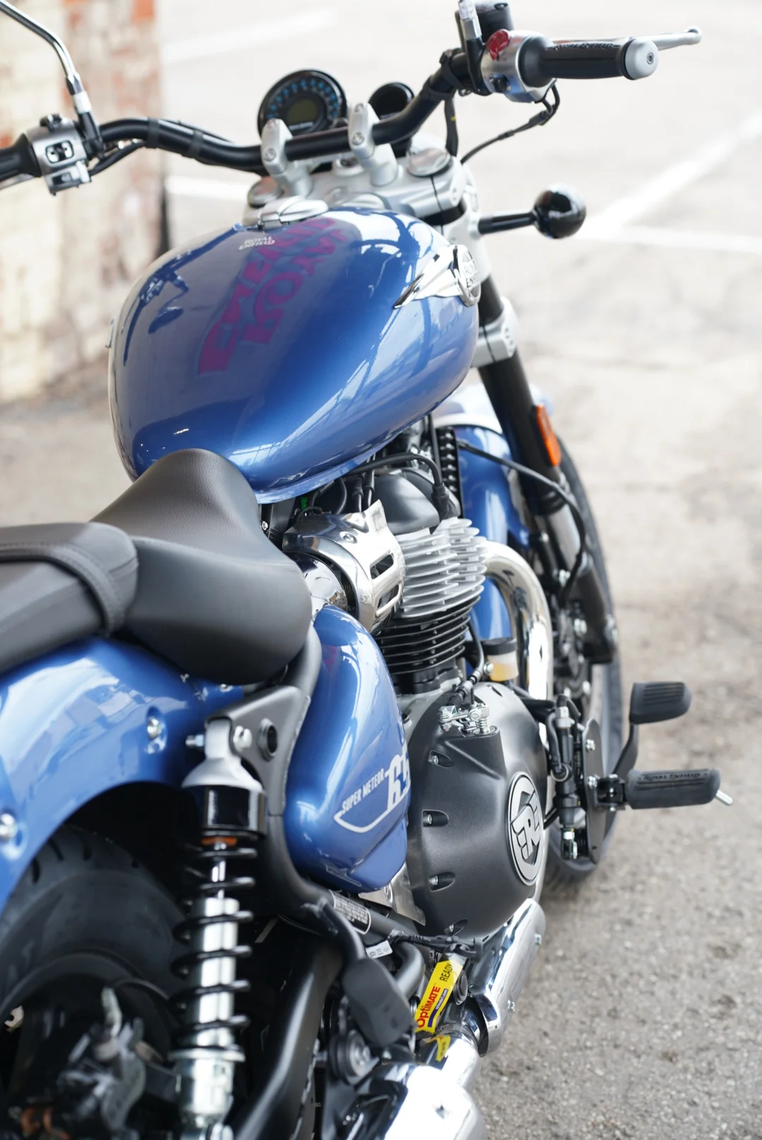 DSC05289 2024 Royal Enfield Super Meteor 650 - Astral Blue