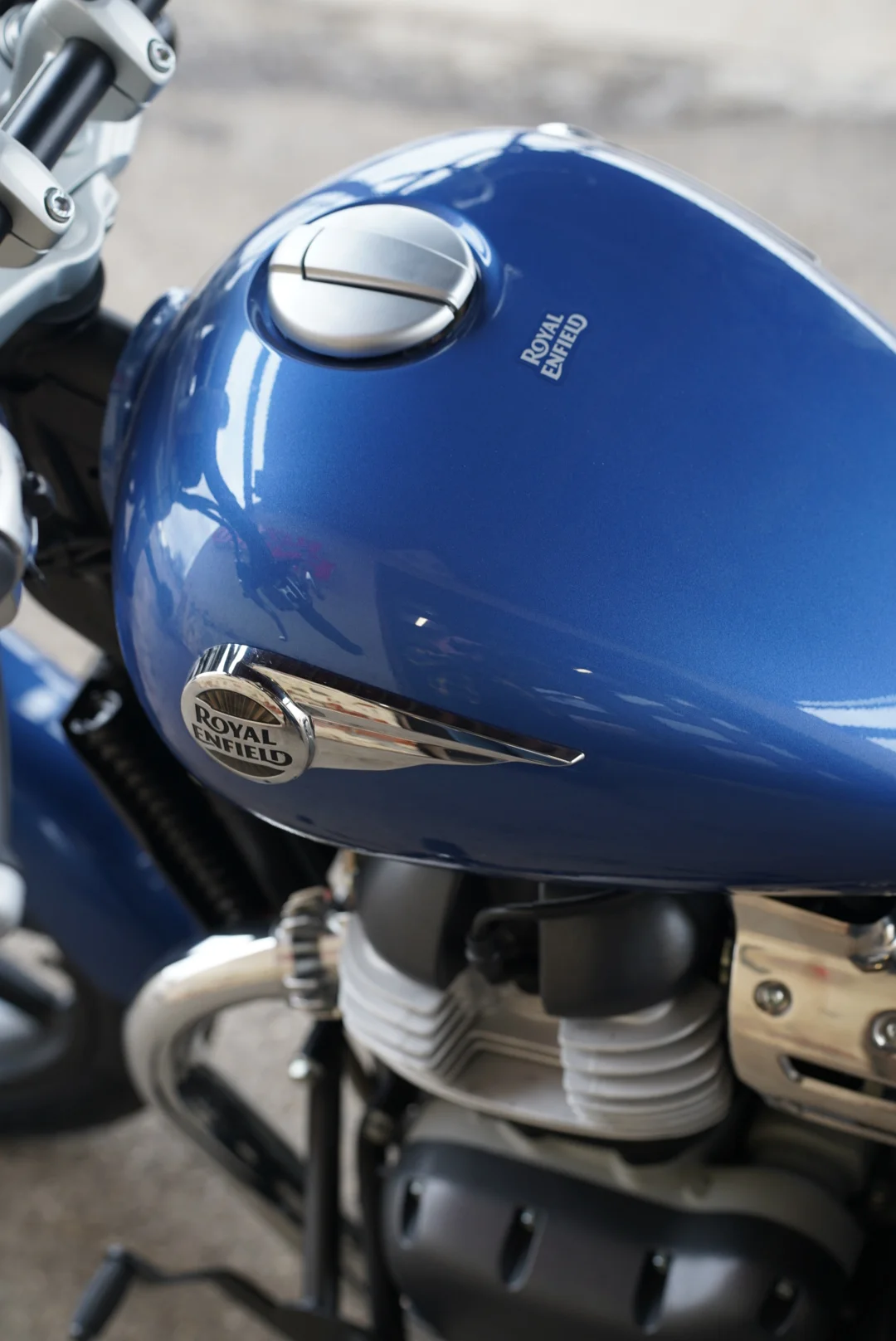 DSC05293(1) 2024 Royal Enfield Super Meteor 650 - Astral Blue