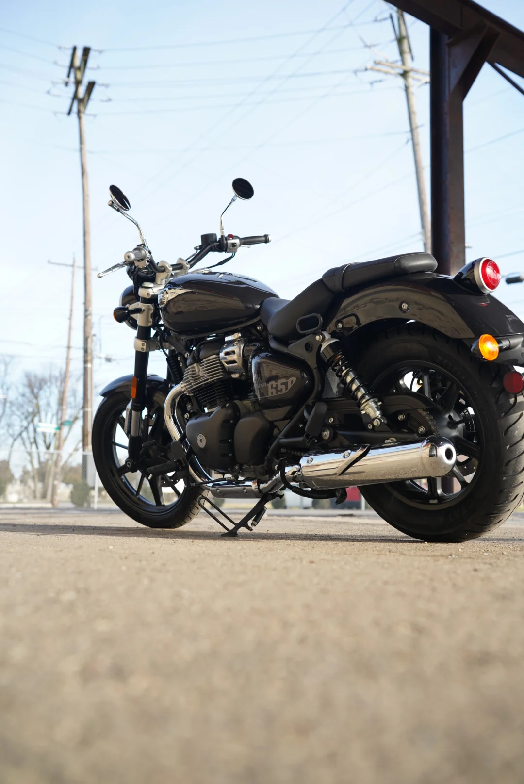DSC05591 2027 Royal Enfield Super Meteor 650 - Astral Black
