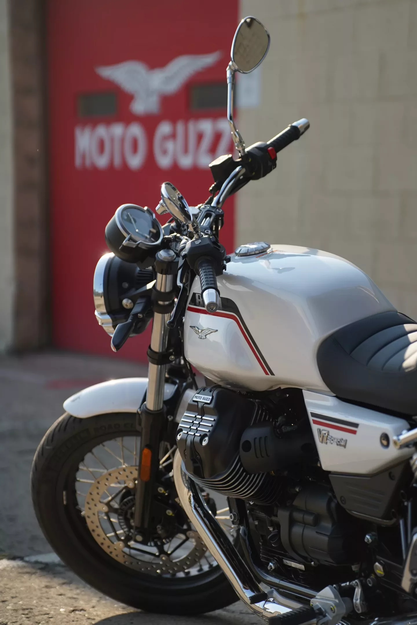 2026 Moto Guzzi V7 Special - White 1969