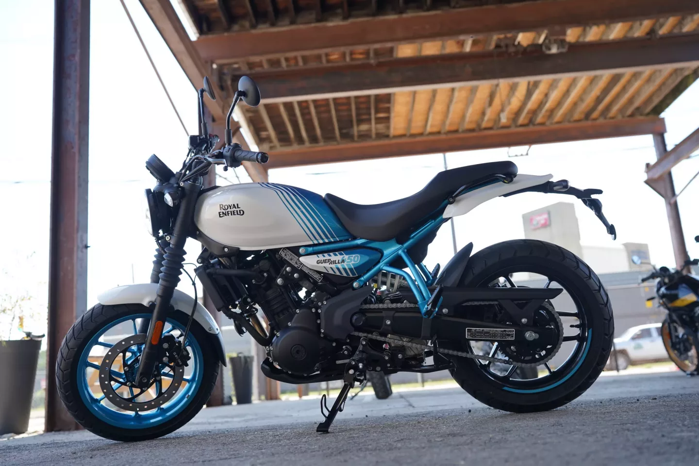 2026 Royal Enfield Guerrilla 450 - Brava Blue DEMO