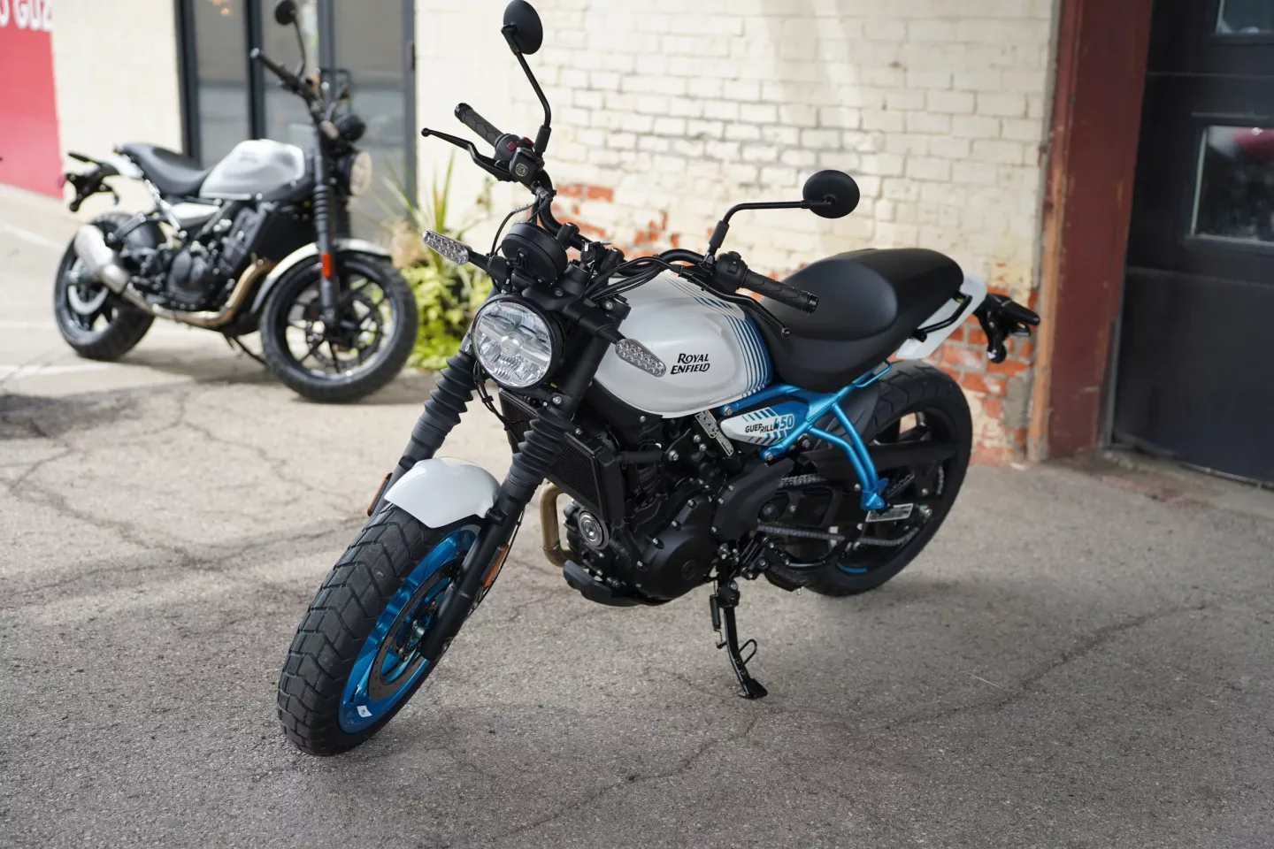 2026 Royal Enfield Guerrilla 450 - Brava Blue DEMO