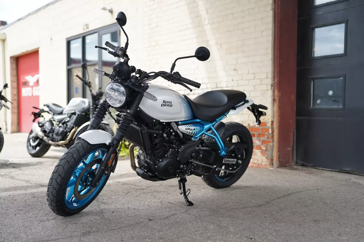 2026 Royal Enfield Guerrilla 450 - Brava Blue DEMO