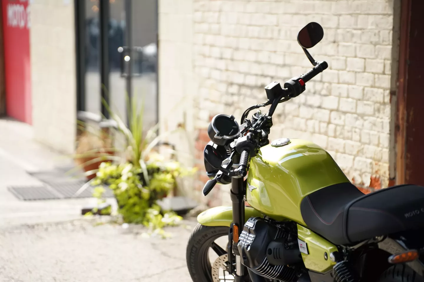 2026 Moto Guzzi V7 Sport - Verde Legnano - DEMO