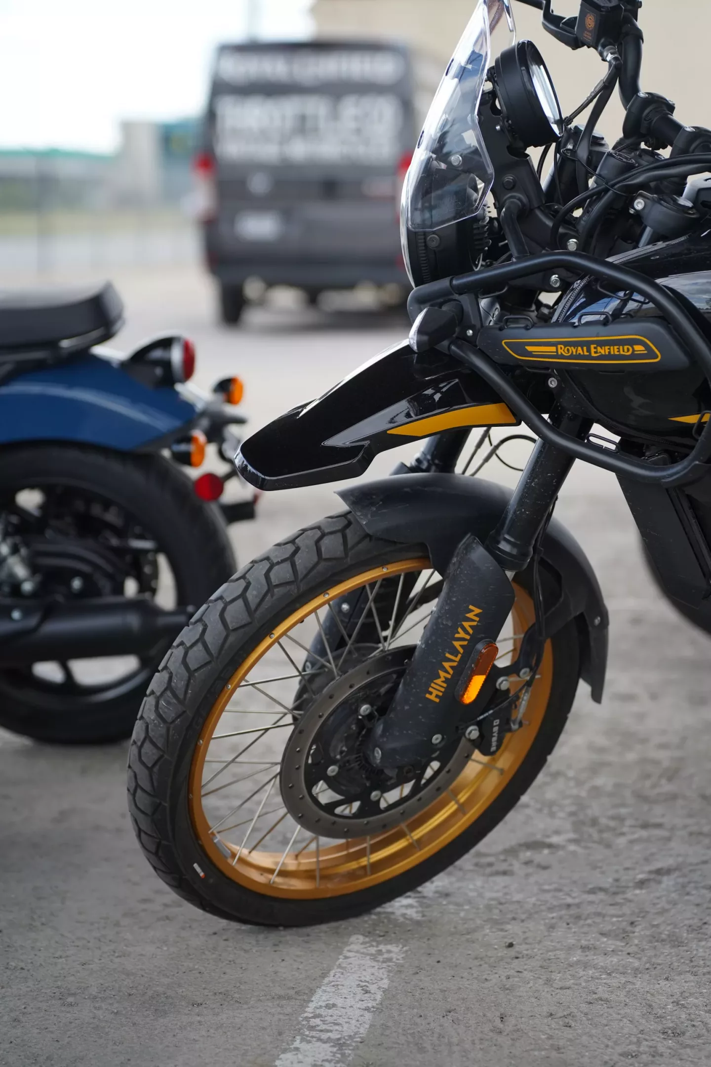 2026 Royal Enfield Himalayan - Hanle Black Tubeless