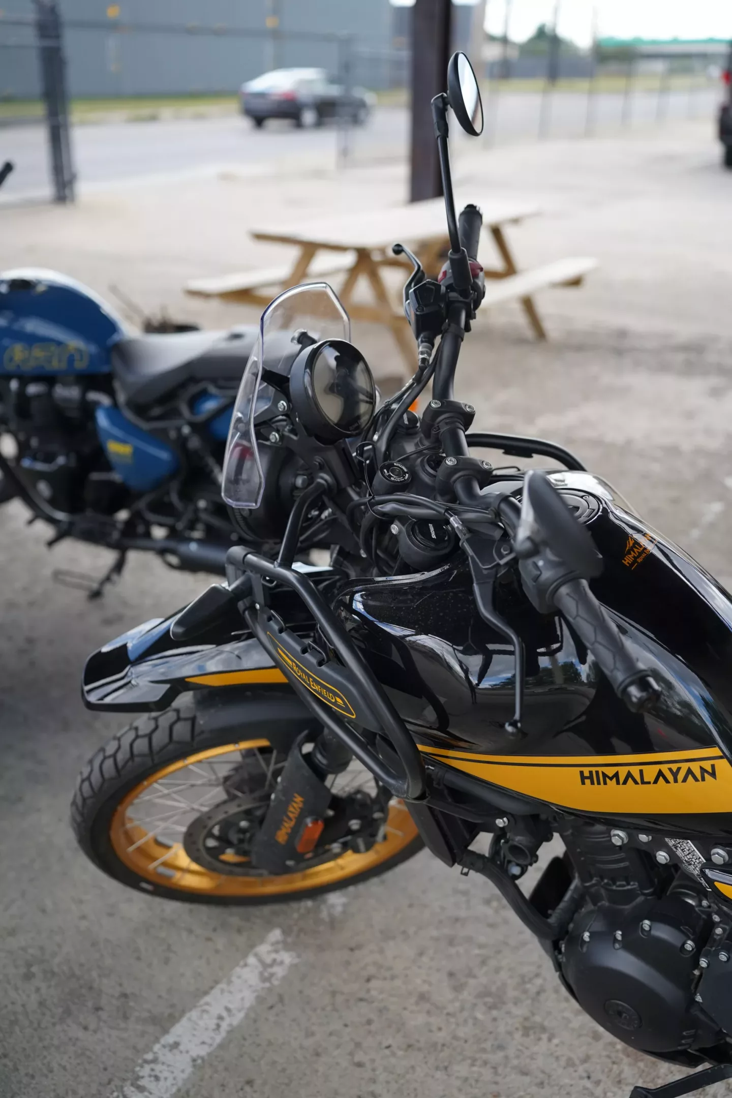 2026 Royal Enfield Himalayan - Hanle Black Tubeless