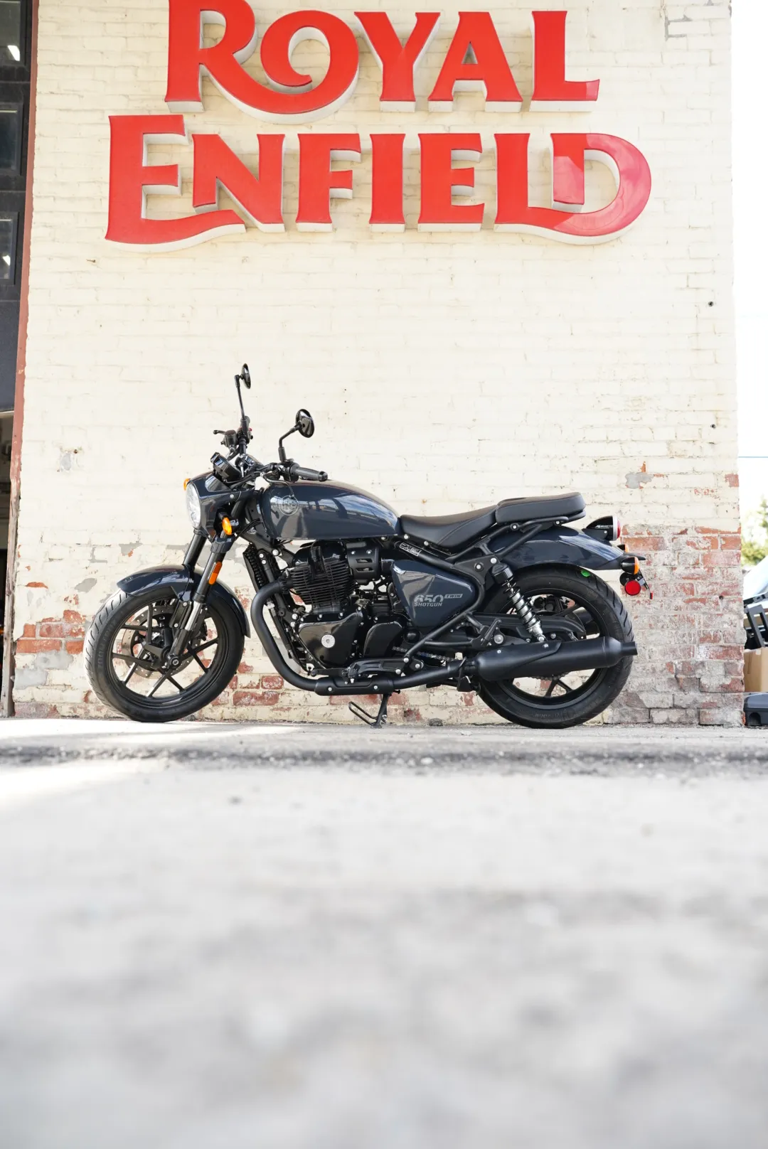 2026 Royal Enfield Shotgun 650 - Sheet Metal Grey