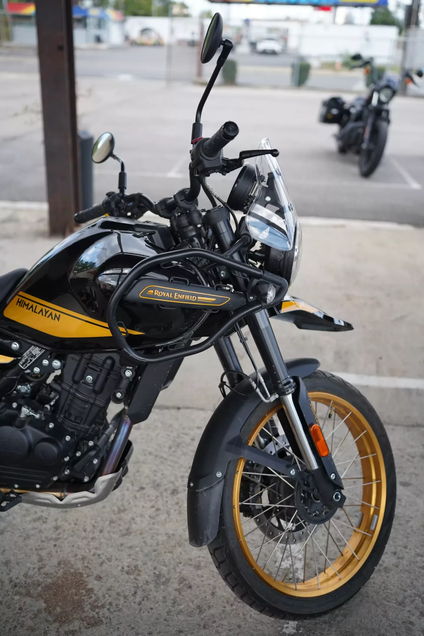 2026 Royal Enfield Himalayan - Hanle Black Tubeless