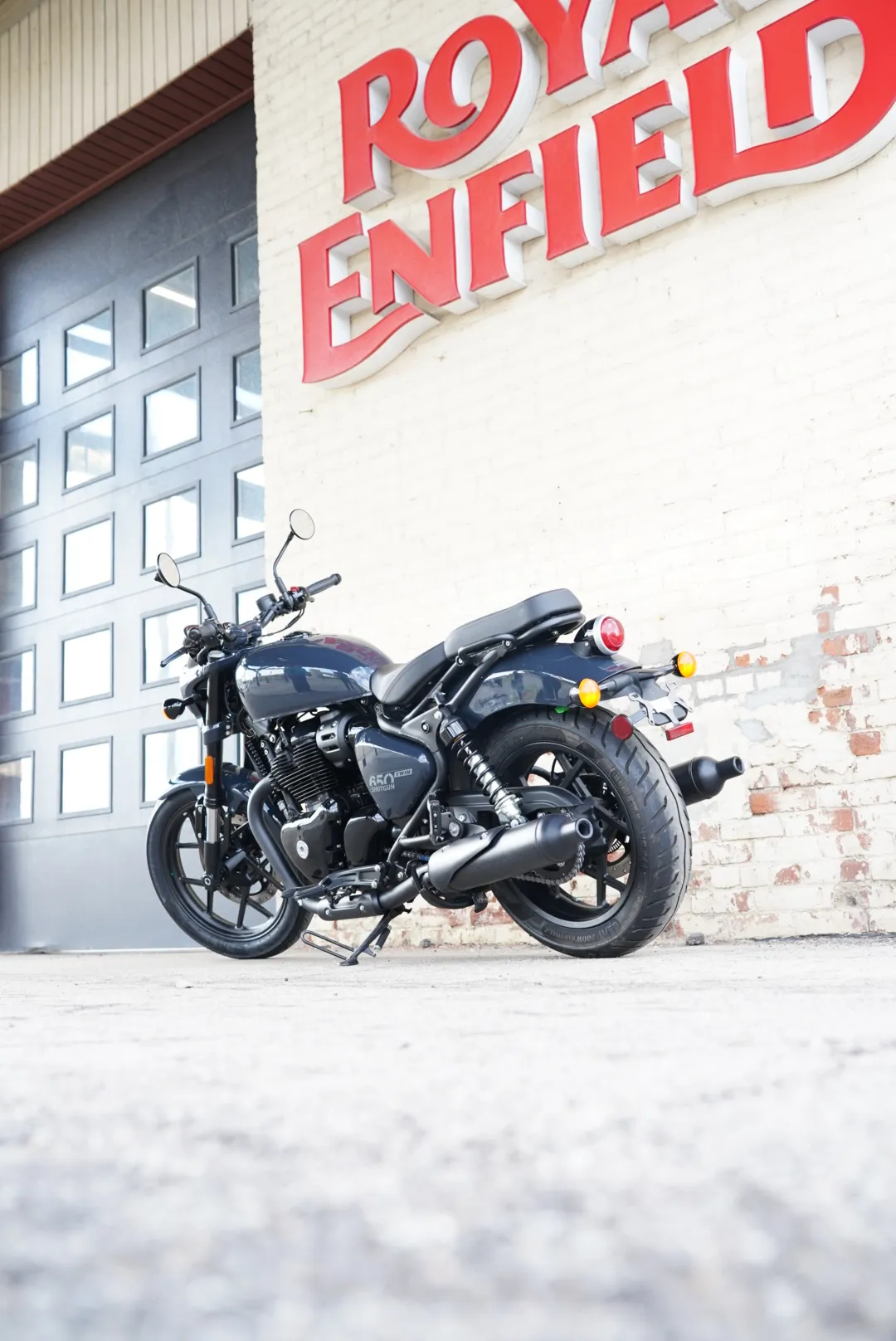 2026 Royal Enfield Shotgun 650 - Sheet Metal Grey
