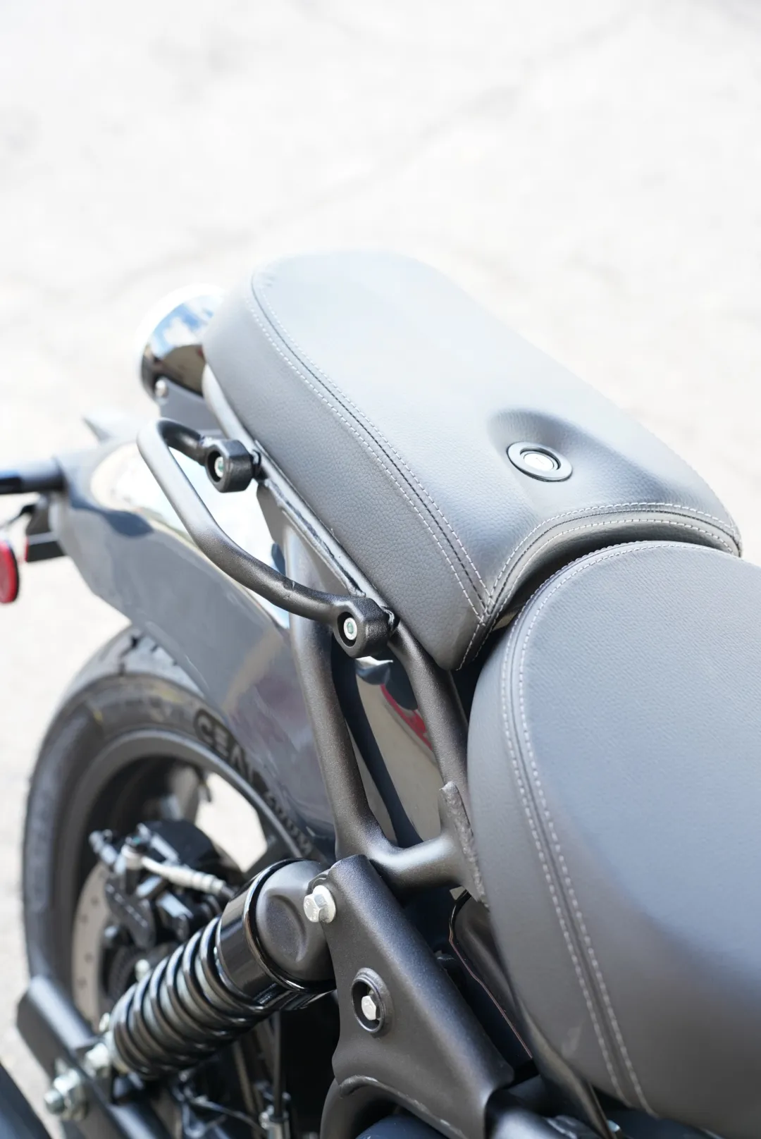 2026 Royal Enfield Shotgun 650 - Sheet Metal Grey