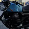 2026 Moto Guzzi V7 Stone - Blu Profondo