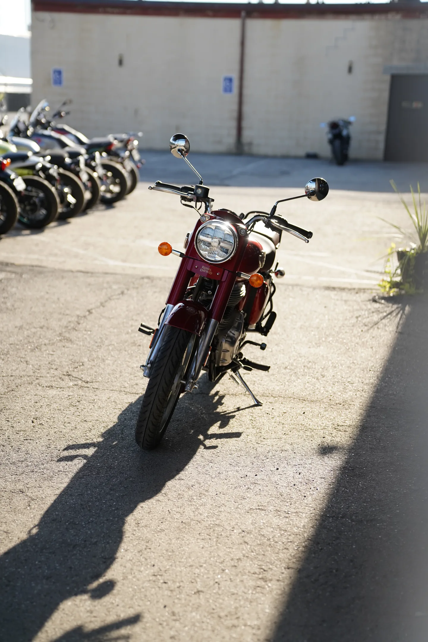 2027 Royal Enfield Classic 350 - Madras Red