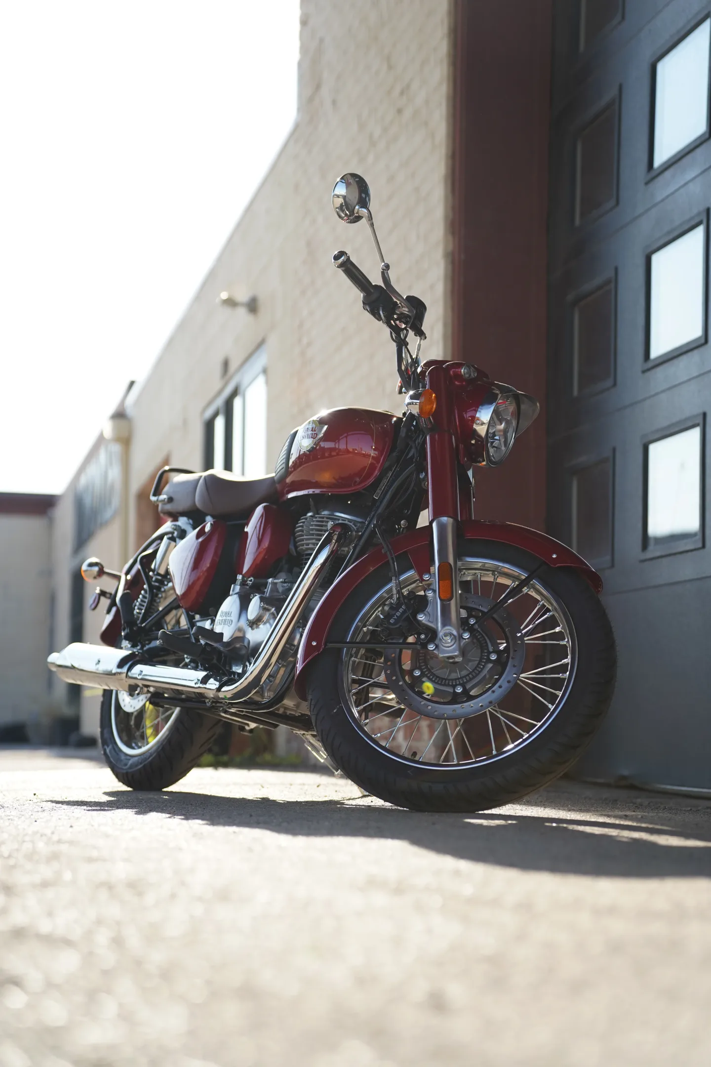 2027 Royal Enfield Classic 350 - Madras Red