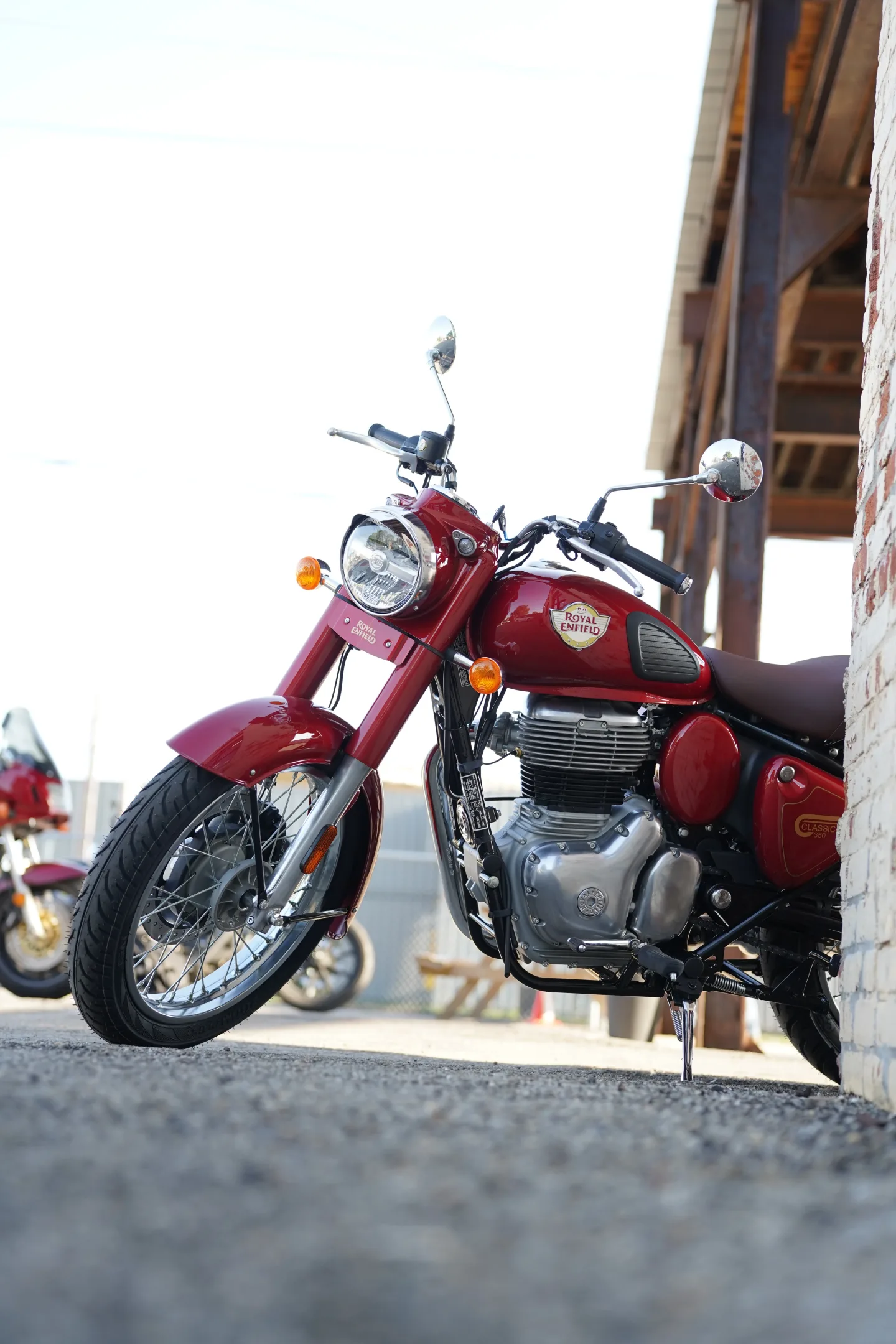 2027 Royal Enfield Classic 350 - Madras Red