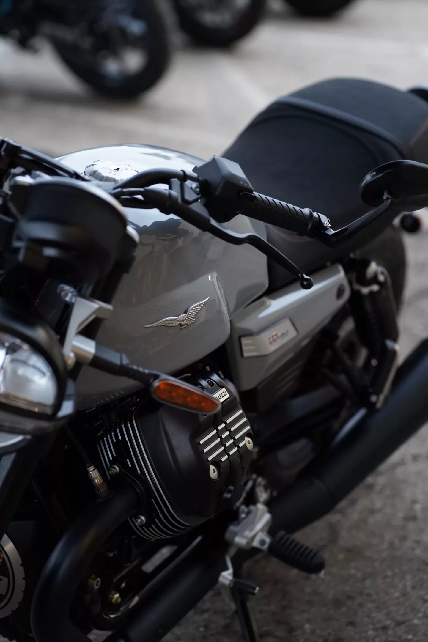 DSC07966 2027 Moto Guzzi V7 Sport - Grigio Lario
