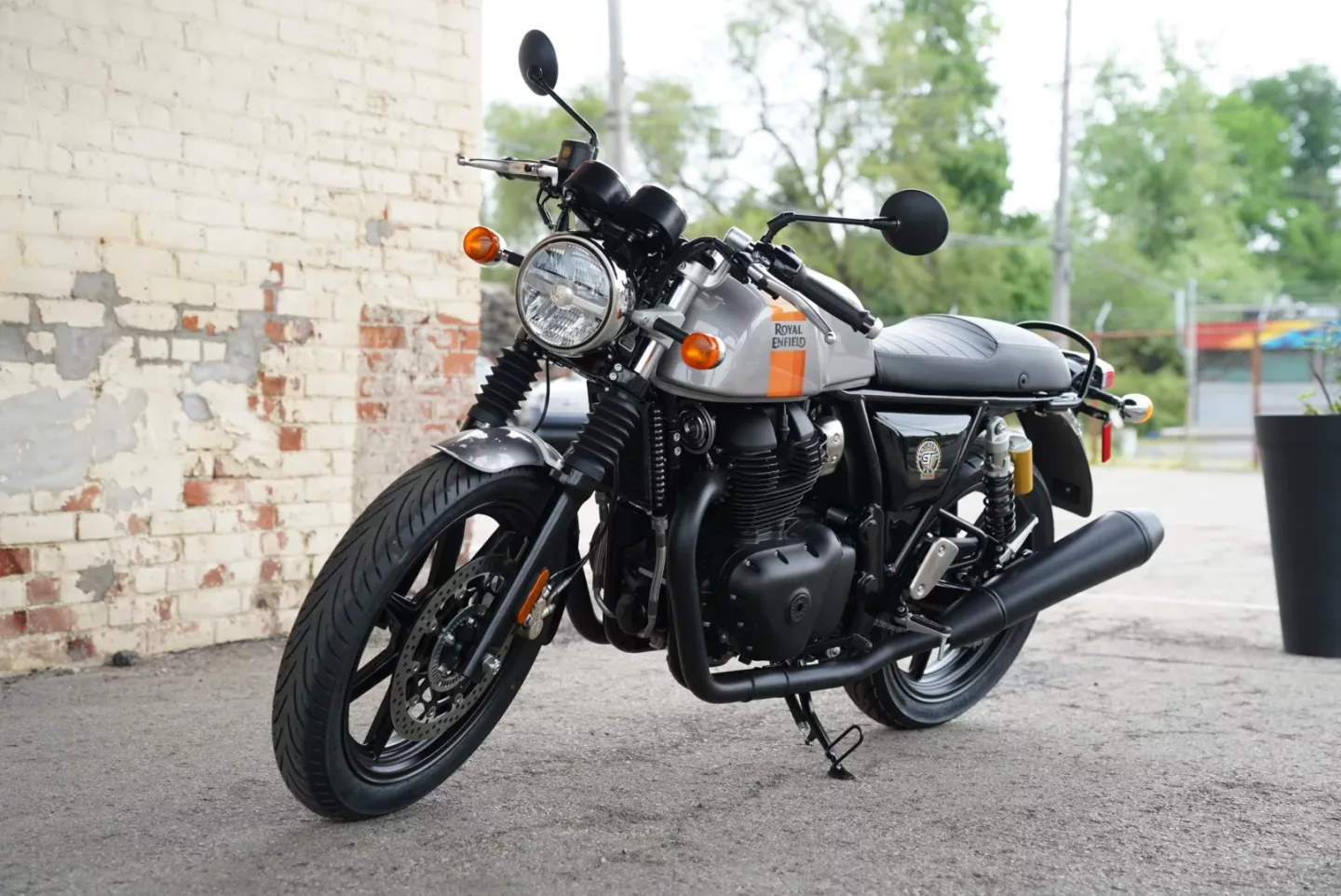 DSC08066 2024 Royal Enfield Continental GT 650 - Apex Grey