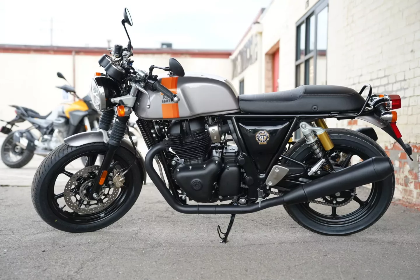 DSC08070 2024 Royal Enfield Continental GT 650 - Apex Grey