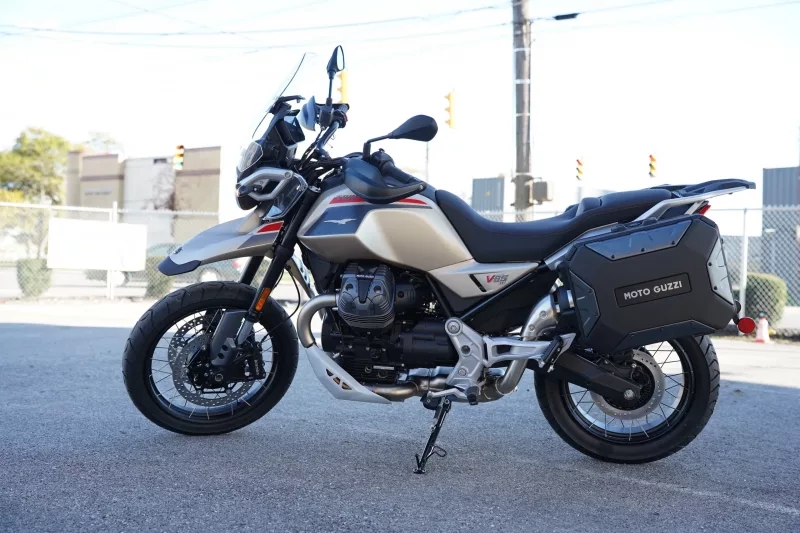 2026 Moto Guzzi V85TT - Travel