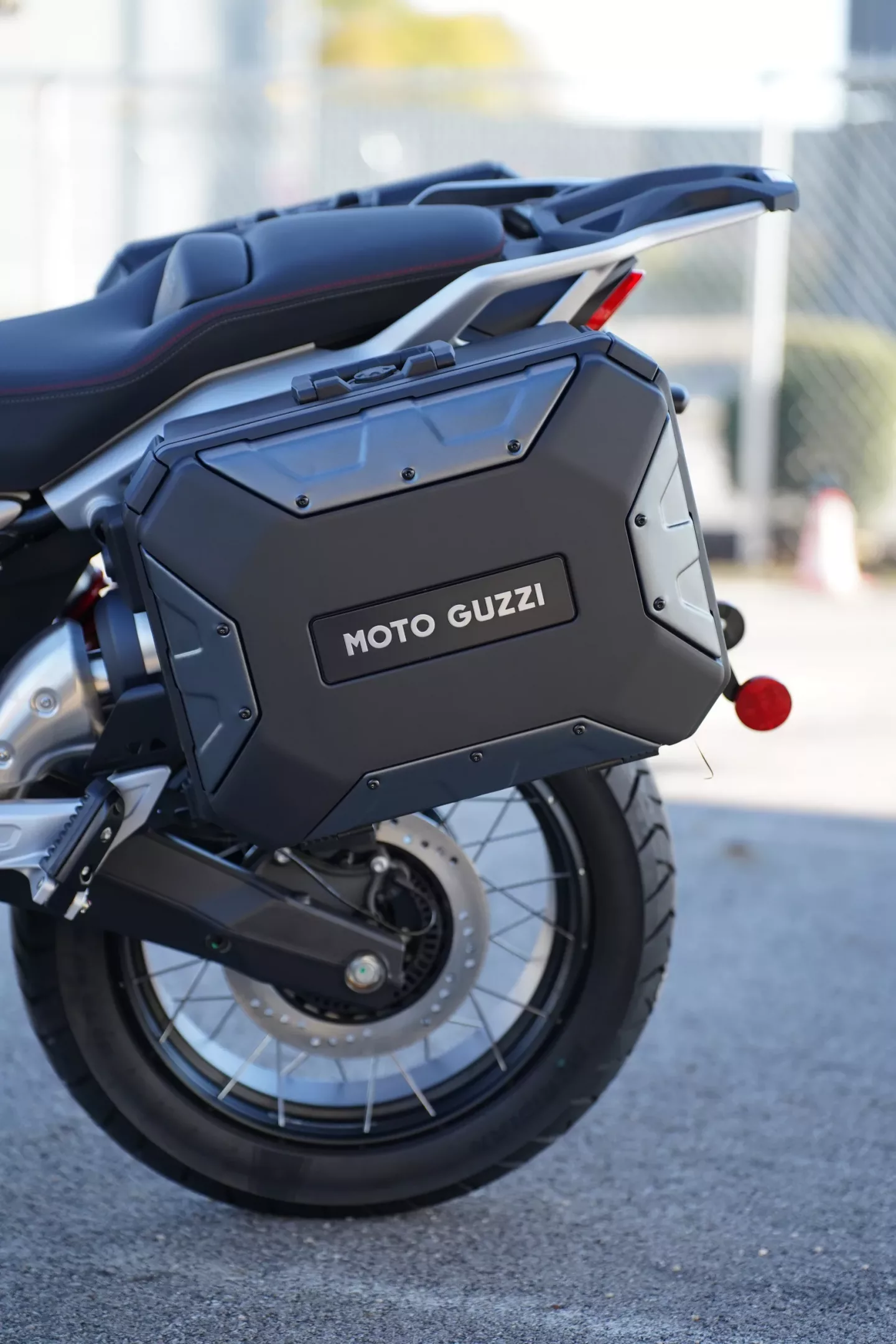 2026 Moto Guzzi V85TT - Travel