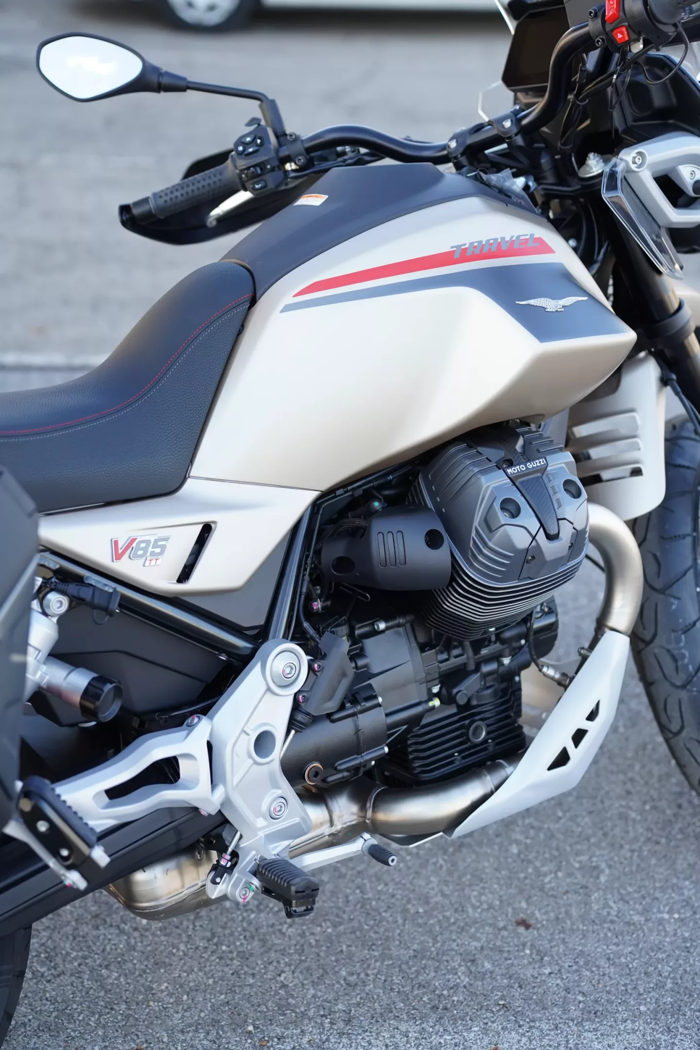 2026 Moto Guzzi V85TT - Travel