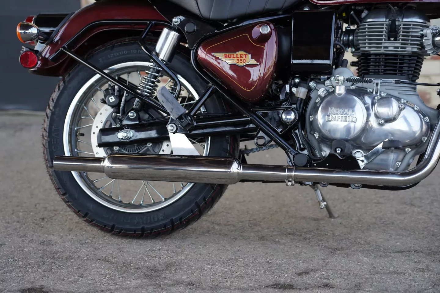 2024 Royal Enfield Bullet 350 - Standard Maroon