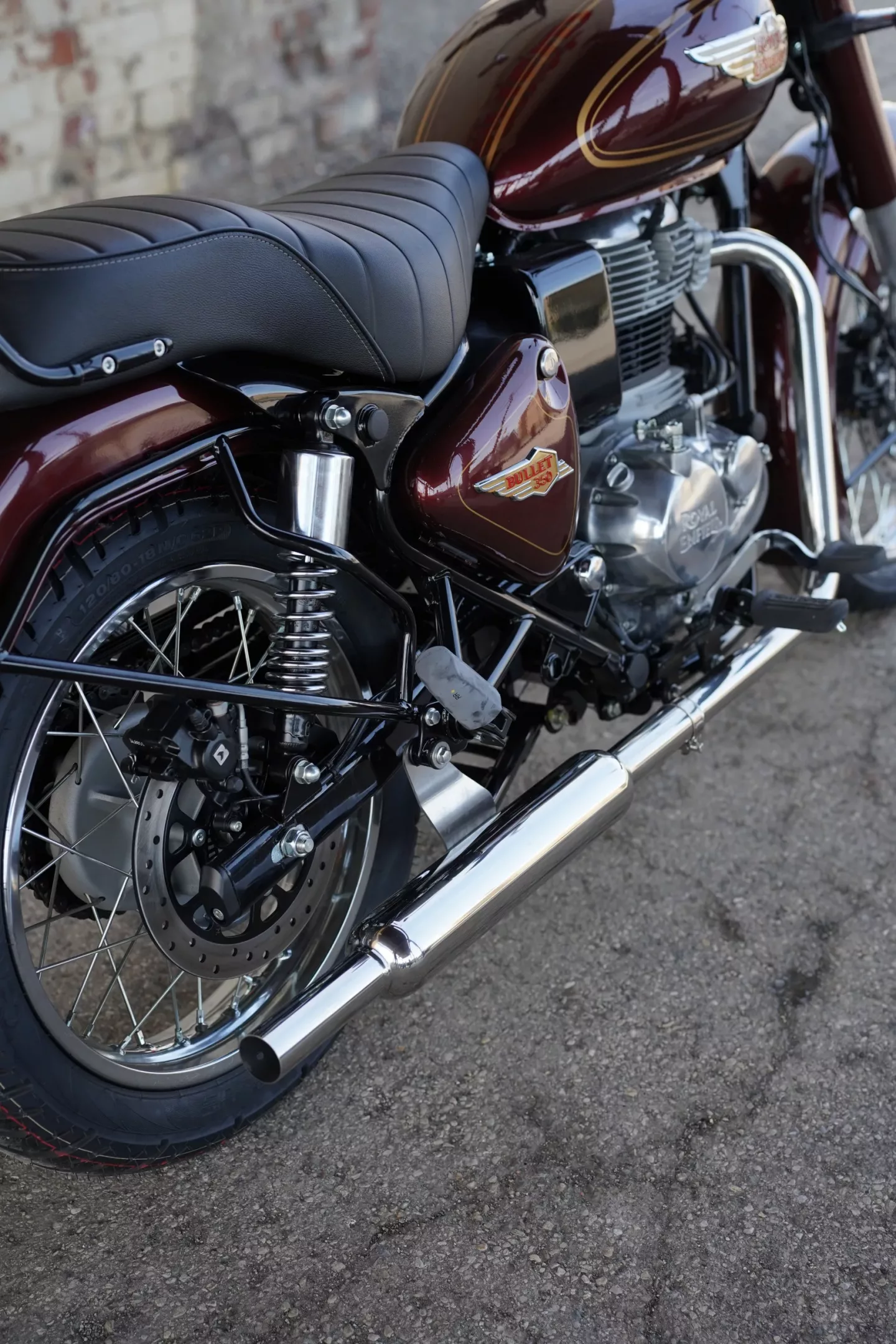 2024 Royal Enfield Bullet 350 - Standard Maroon