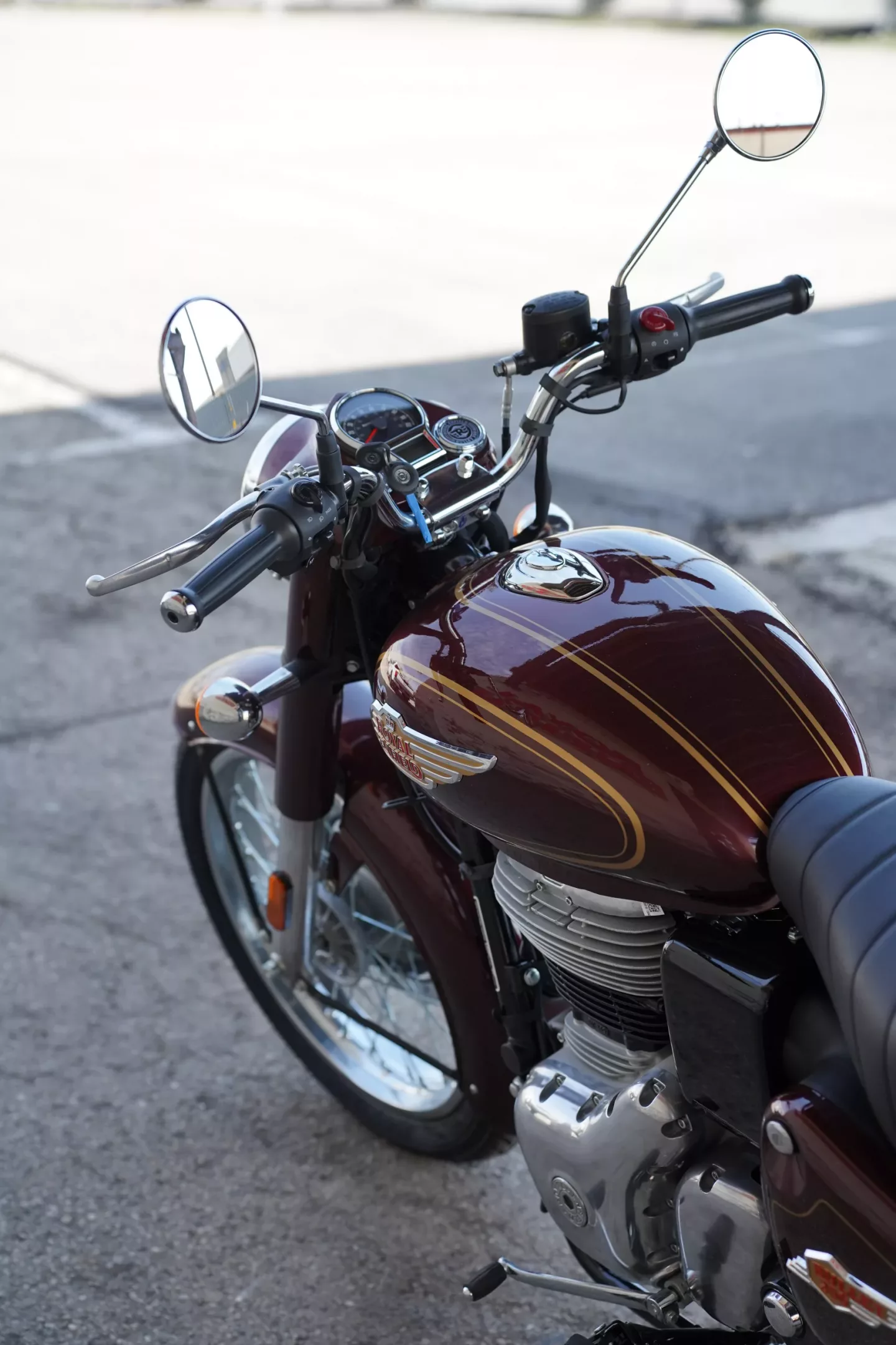 2024 Royal Enfield Bullet 350 - Standard Maroon