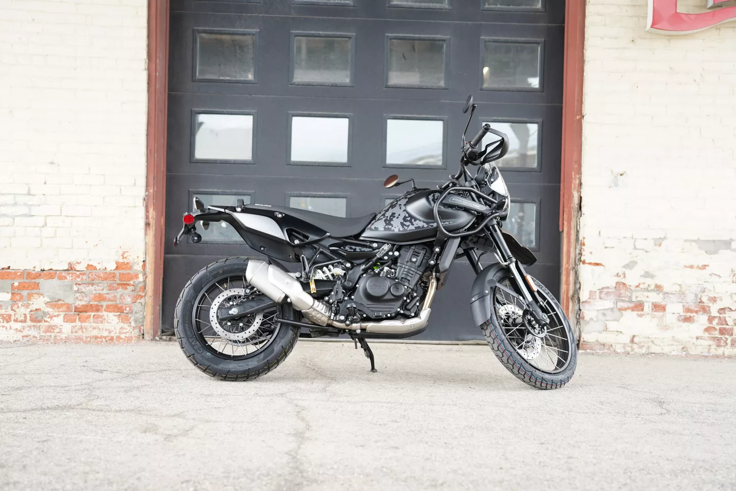 DSC09215 2026 Royal Enfield Himalayan - Mana Black Tubeless