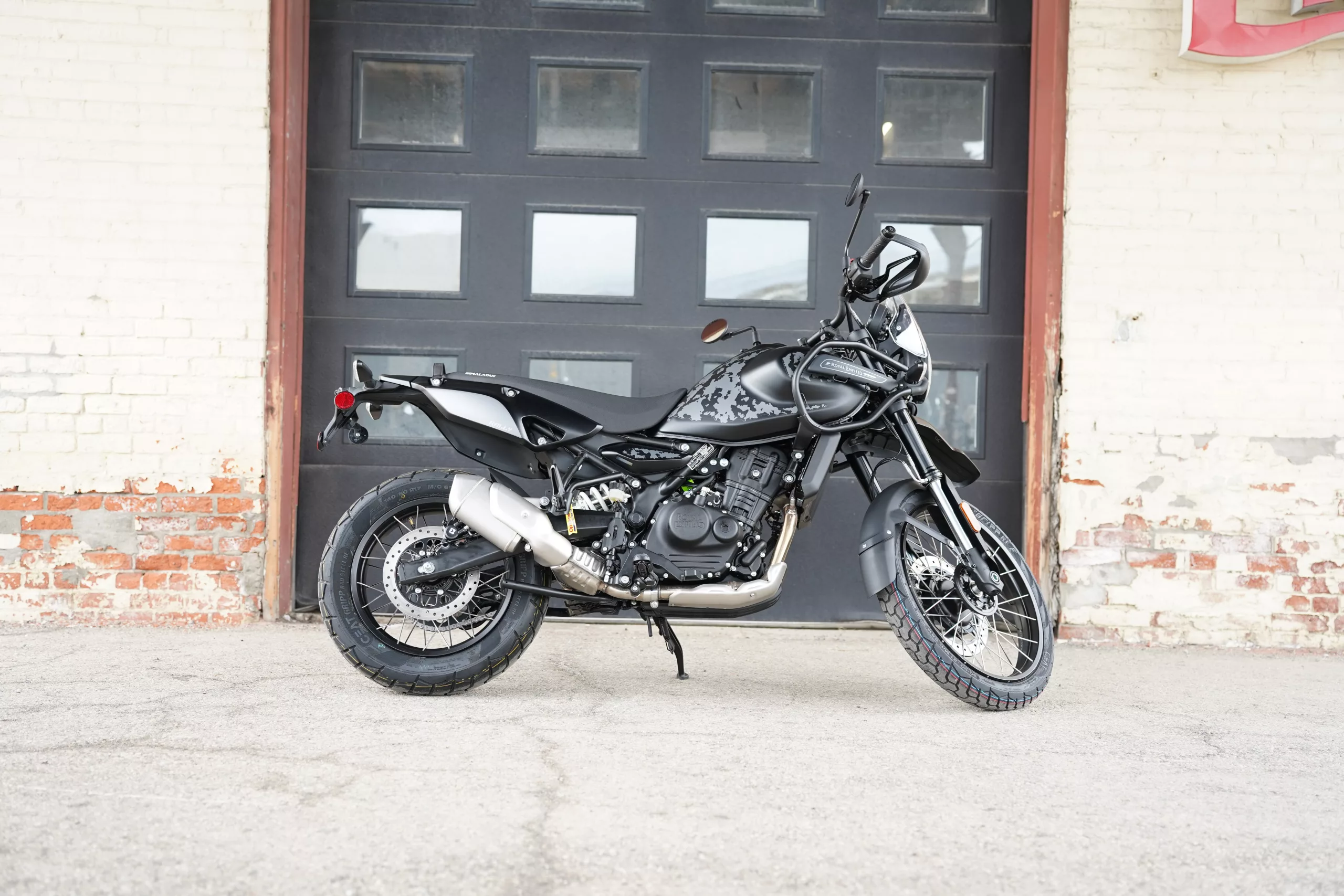 2026 Royal Enfield Himalayan - Mana Black Tubeless - Image 24