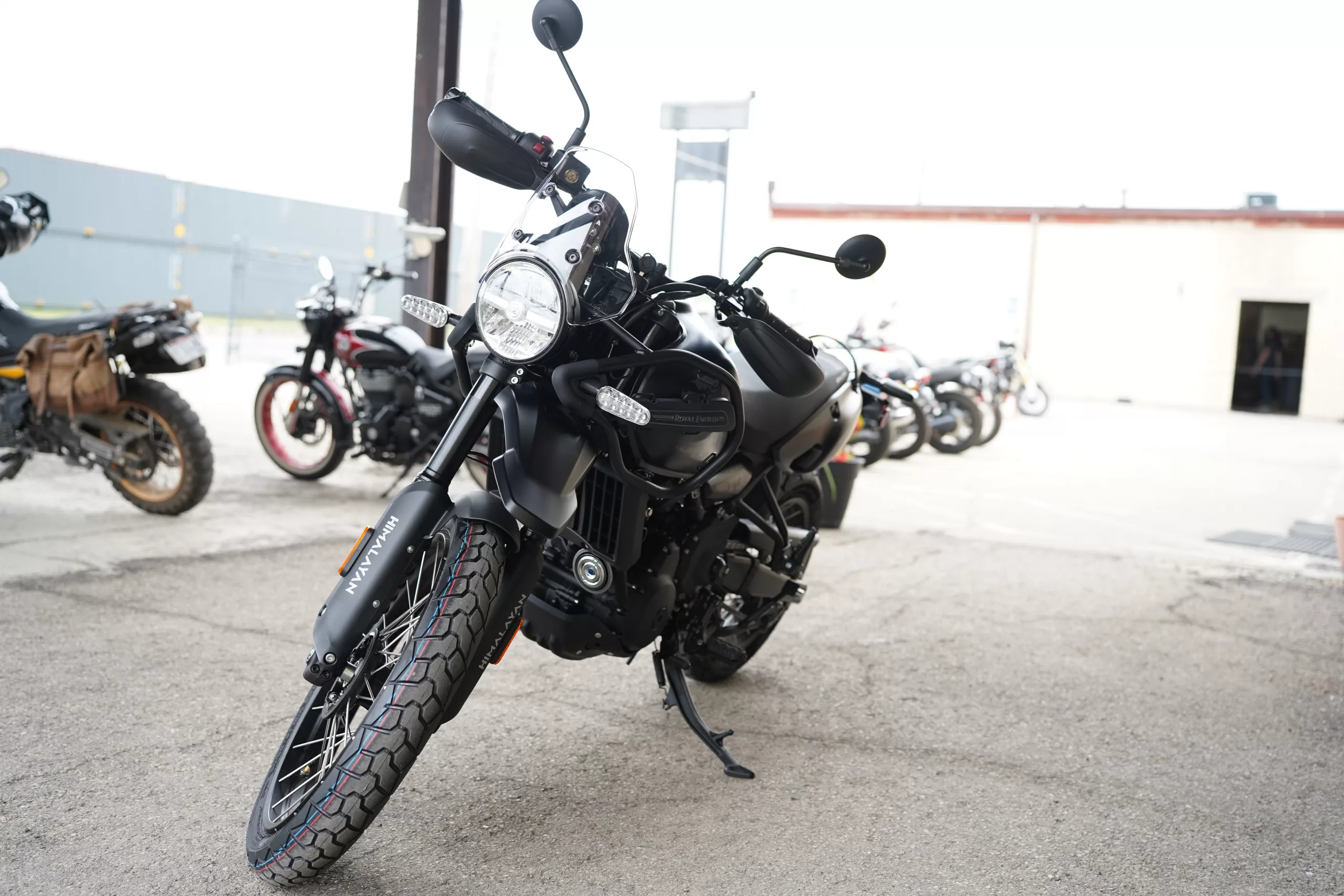 2026 Royal Enfield Himalayan - Mana Black Tubeless - Image 19