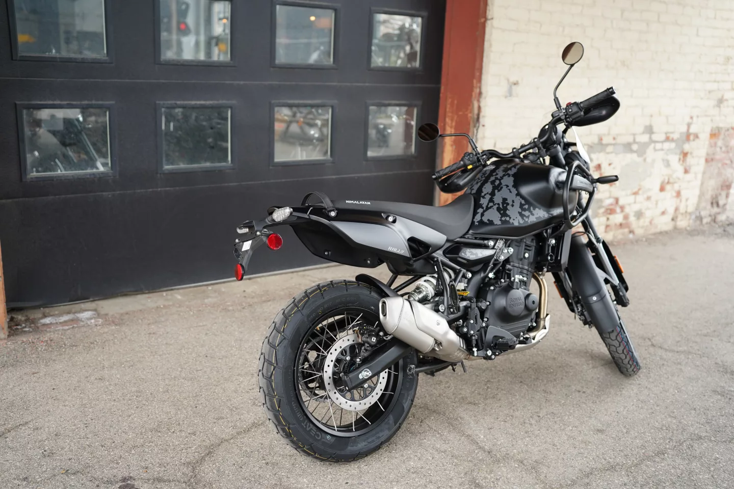 DSC09244 2026 Royal Enfield Himalayan - Mana Black Tubeless