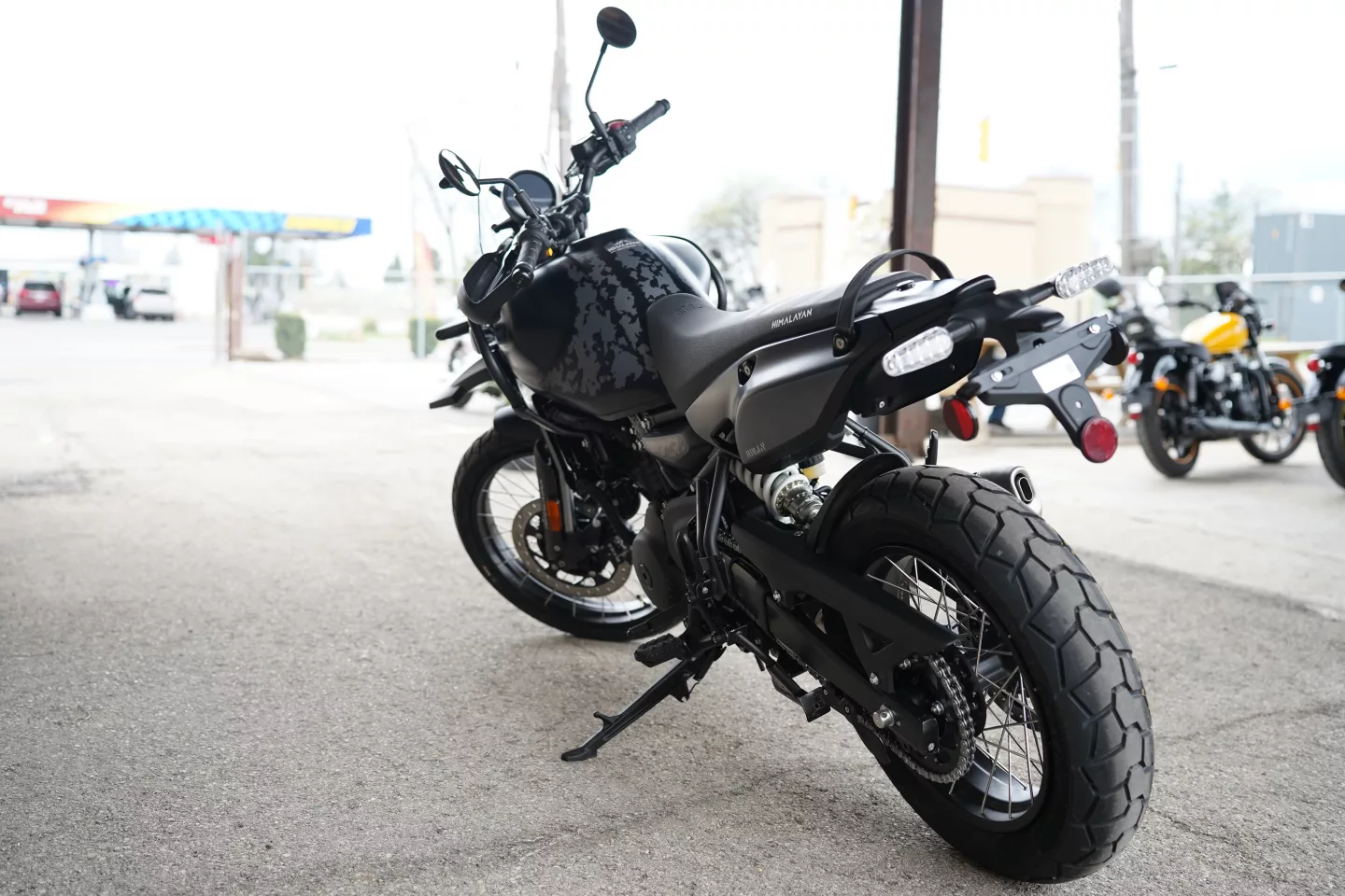 DSC09250 2026 Royal Enfield Himalayan - Mana Black Tubeless