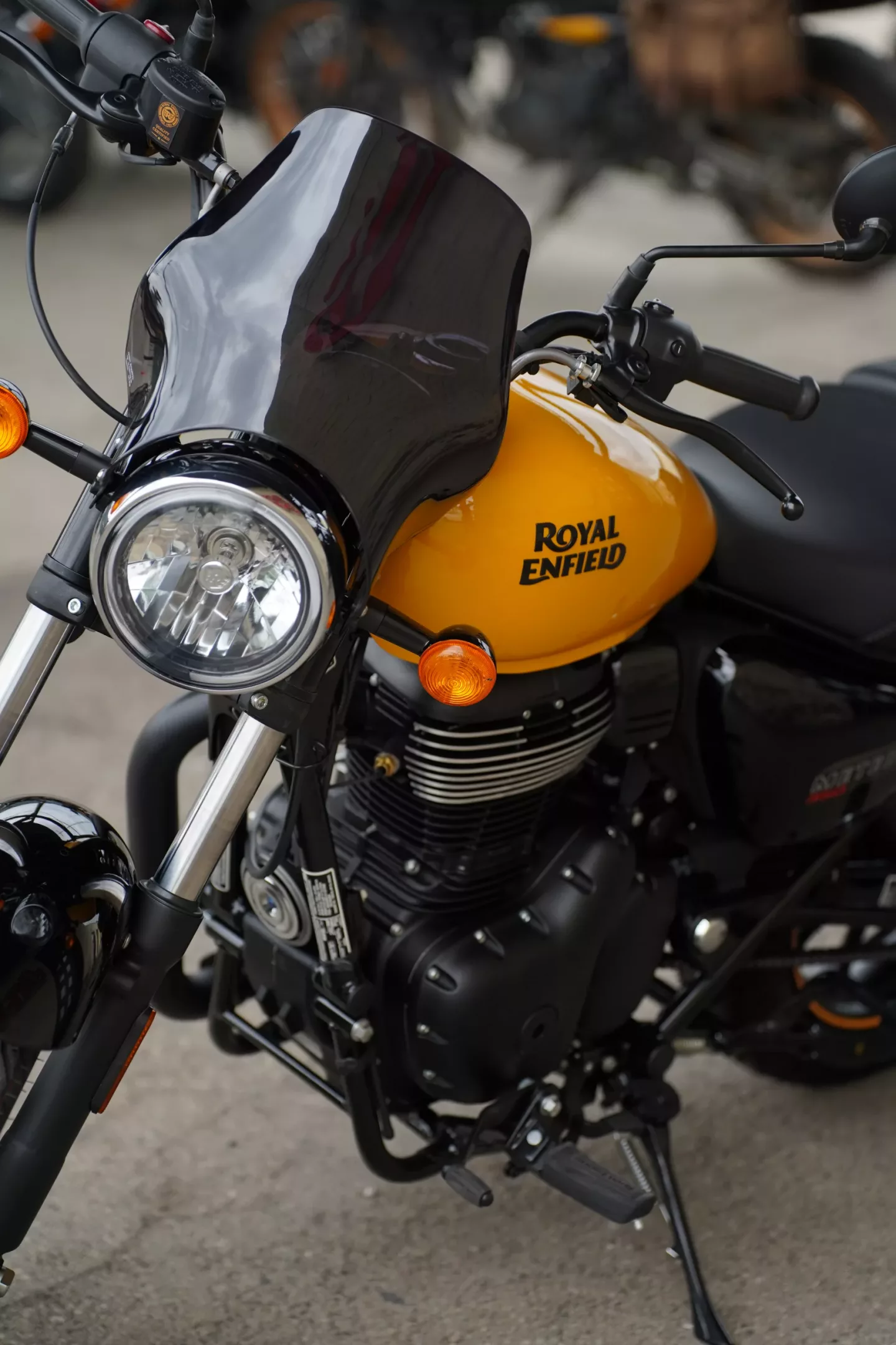 DSC09288 2024 Royal Enfield Meteor 350 - Fireball Yellow Used