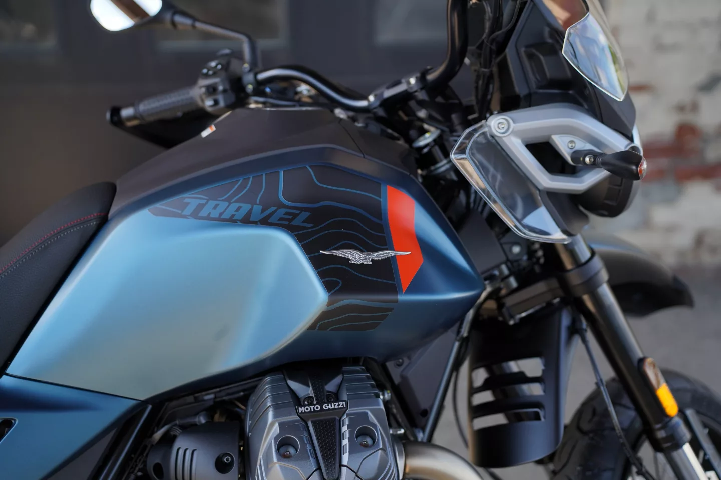 DSC09725 2026 Moto Guzzi V85TT Travel - Blue Zefiro