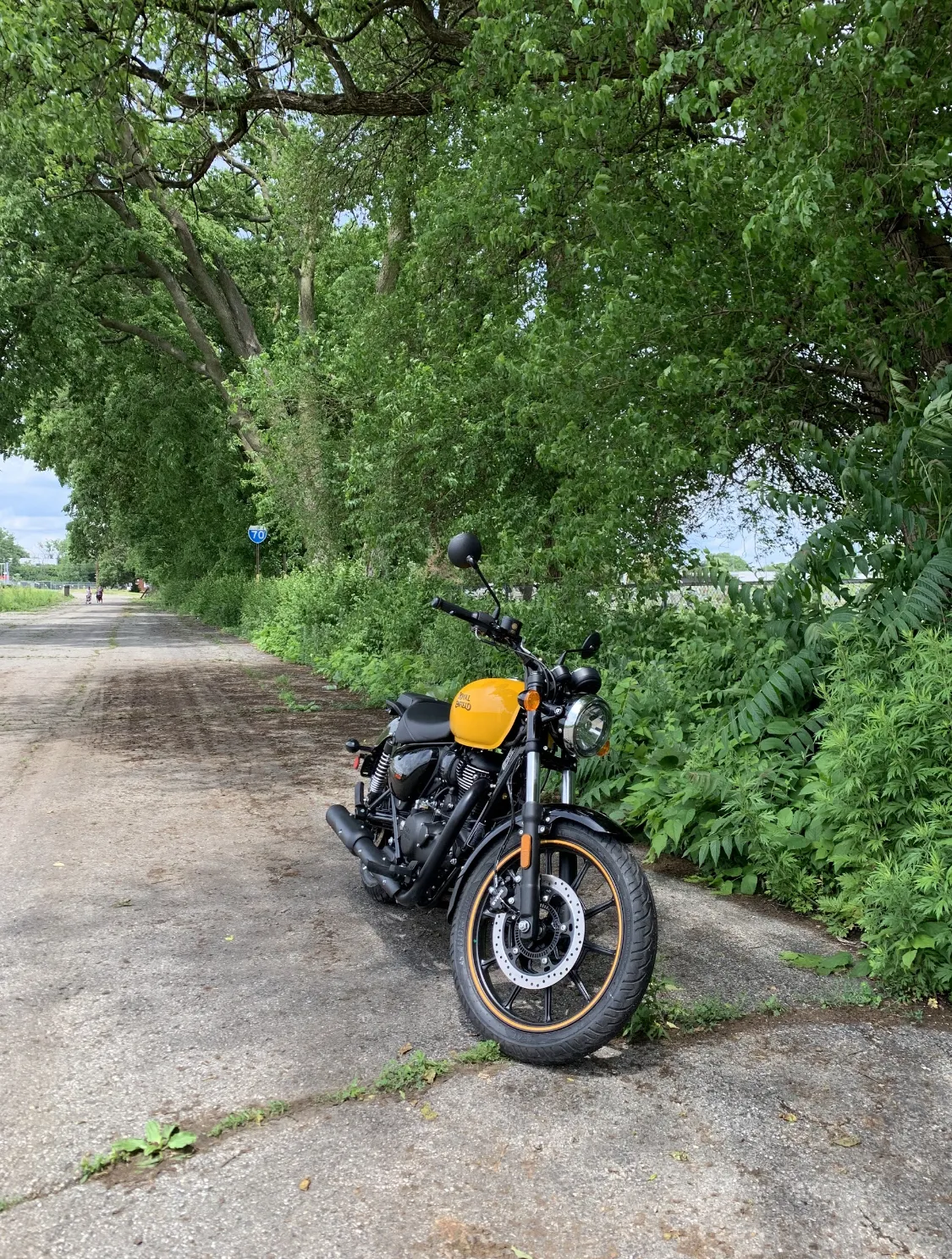 2024 Royal Enfield Meteor 350 - Fireball Yellow - DEMO