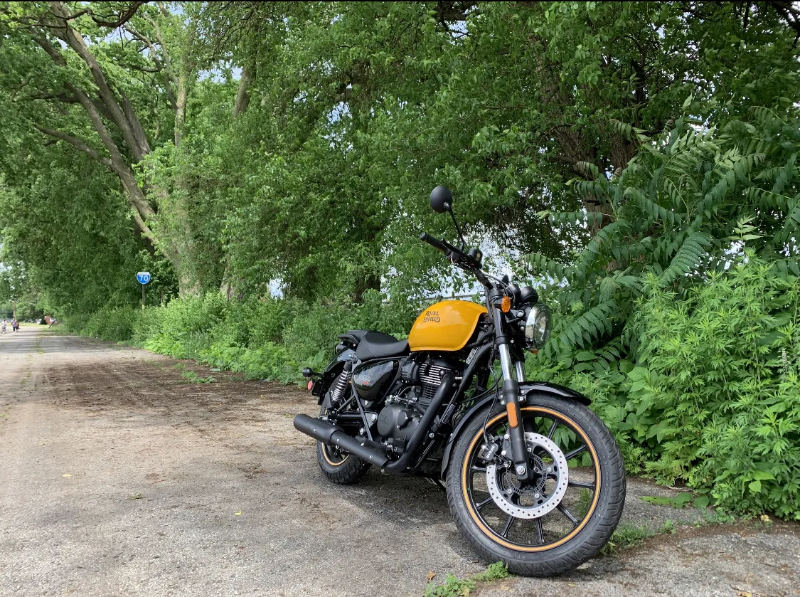 2024 Royal Enfield Meteor 350 - Fireball Yellow - DEMO