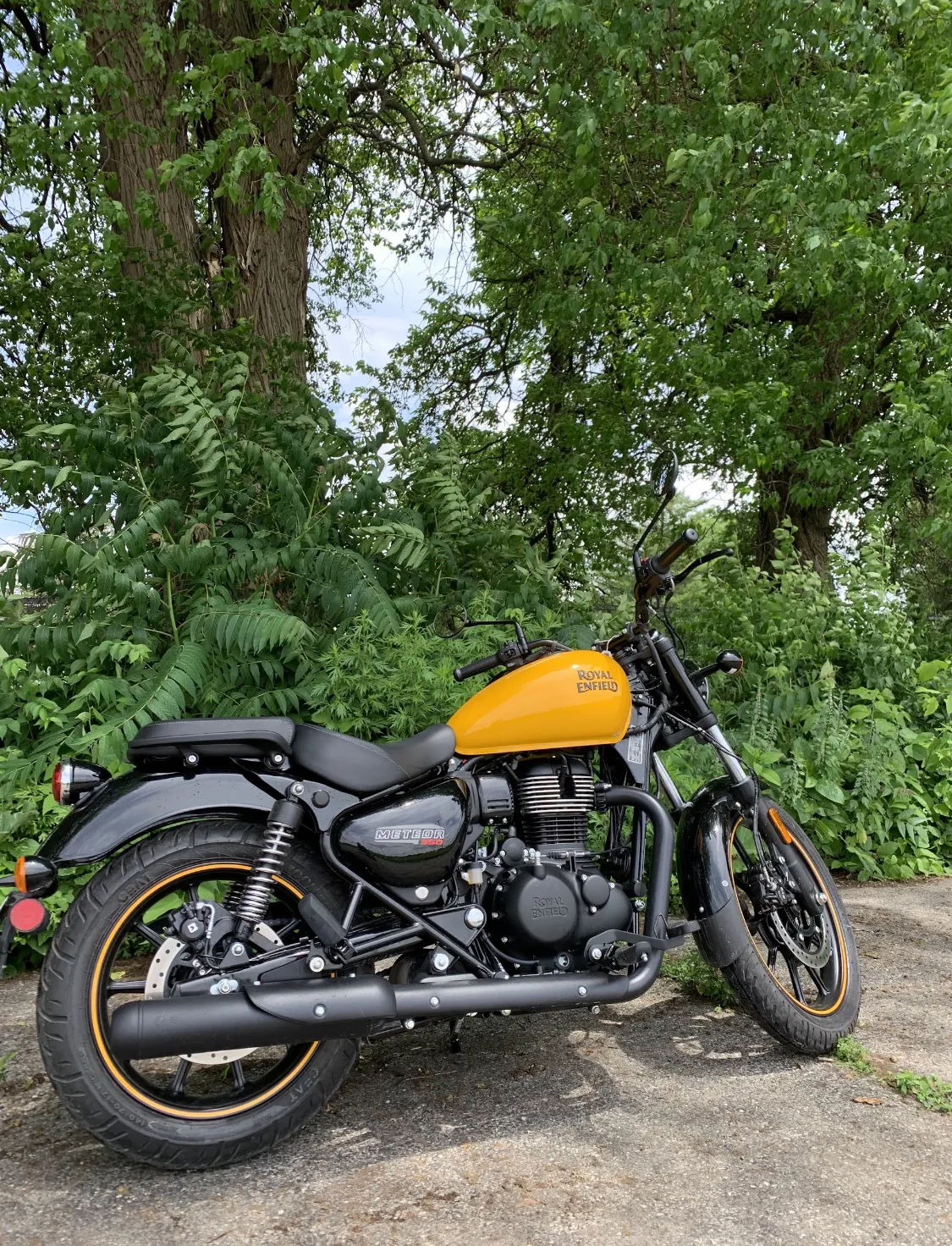 2024 Royal Enfield Meteor 350 - Fireball Yellow - DEMO